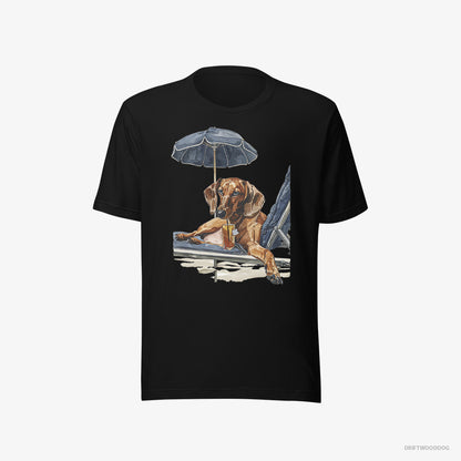 Dachshund Lying on a Sun Lounger Black T-Shirt