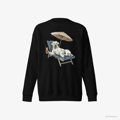 Labrador Retriever Sweatshirt – Women Black Sweatshirt Eco-Friendly – Lying on a Sun Lounger with a Cocktail (on White Background)