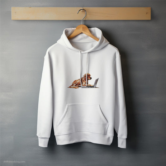 Golden Retriever Browsing on a Laptop Hoodie – Unisex Hoodie for Dog Lovers