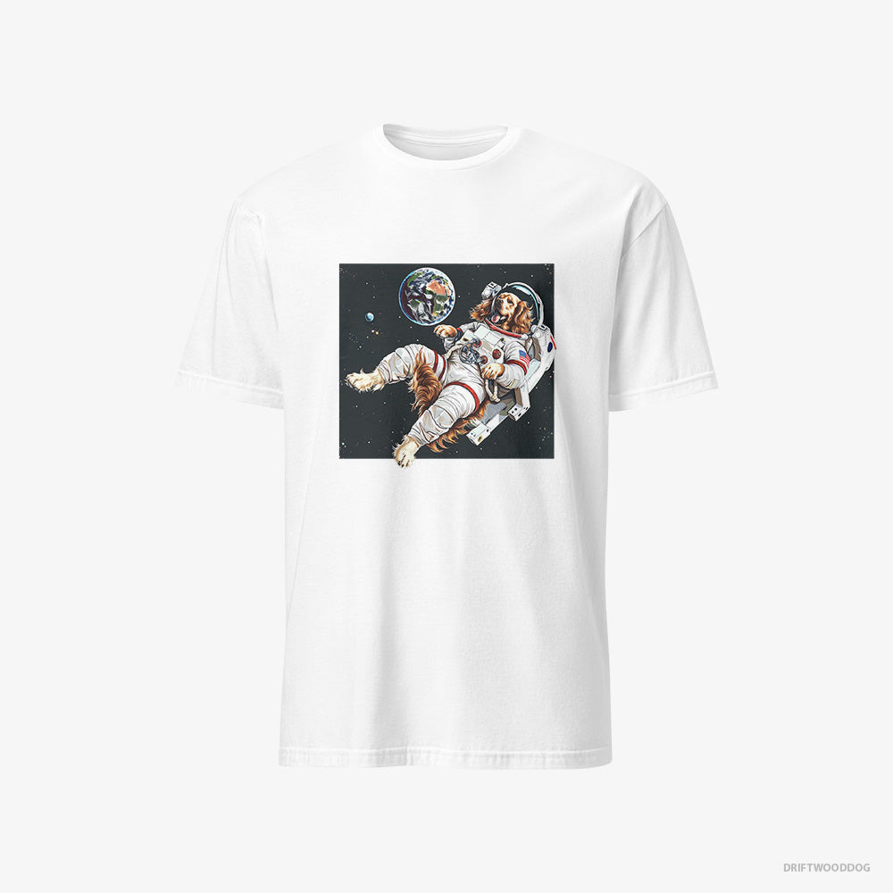 Golden Retriever T-Shirt – Men White T-Shirt Classic – Flying in Outer Space (on White Background)