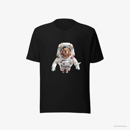 Golden Retriever T-Shirt – Men Black T-Shirt Eco-Friendly – in a Cosmic Scene (on White Background)