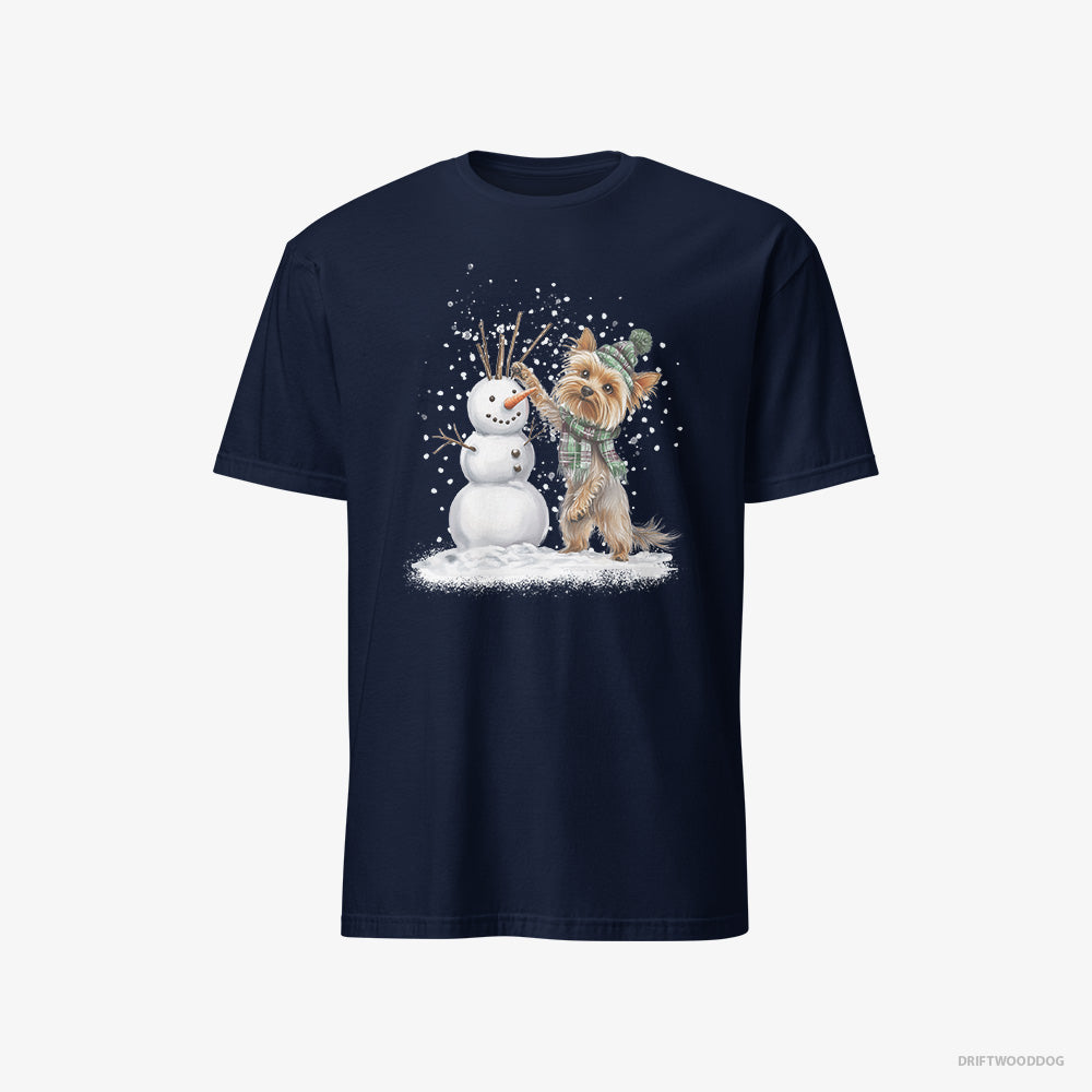 Yorkshire Terrier T-Shirt – Men Navy T-Shirt Classic – Building a Snowman (on White Background)