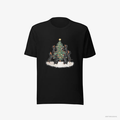 Dachshund Puppies Decorating Christmas Tree Black T-Shirt