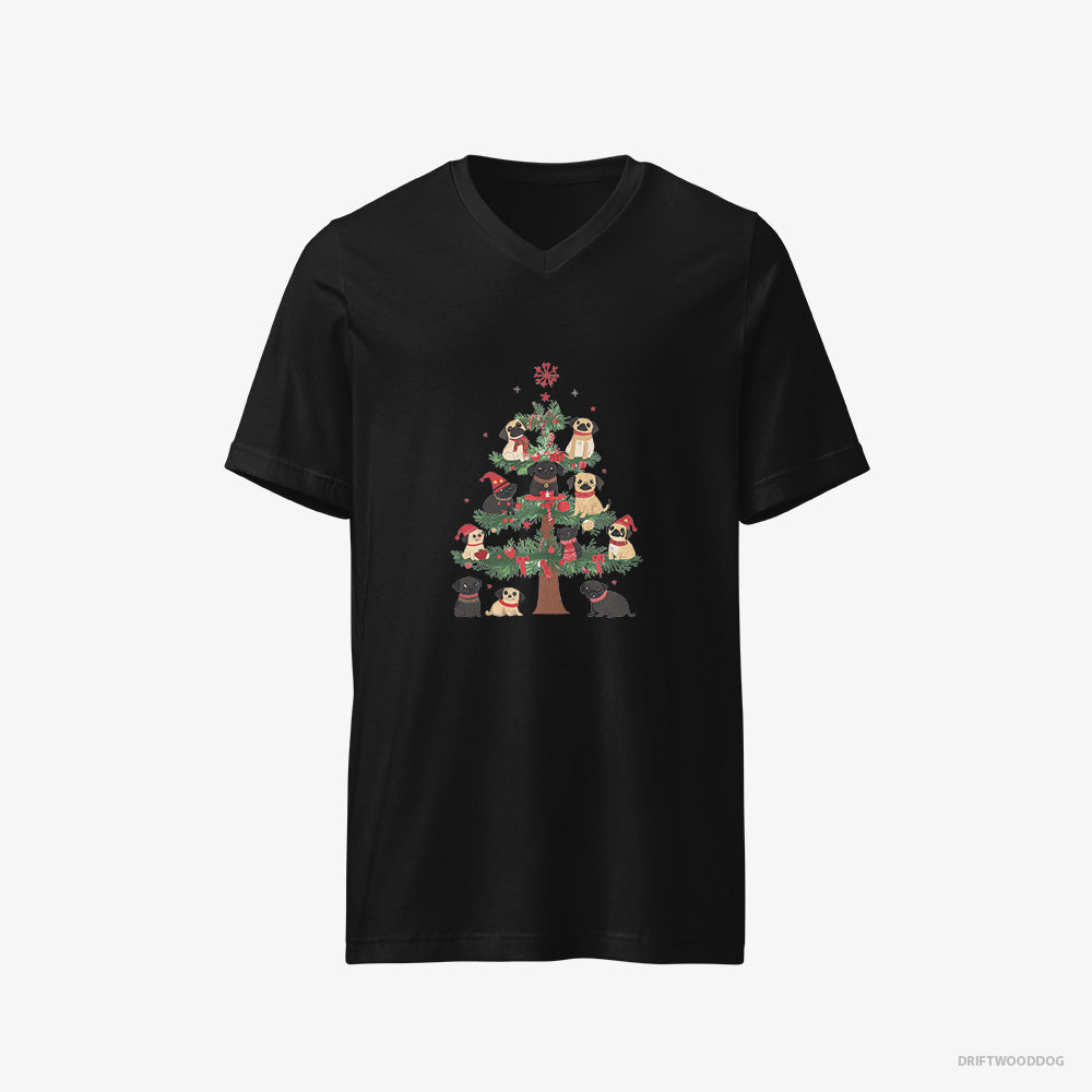 Pug Puppies Climbing Christmas Tree – Men's T-Shirt Black V-Neck – V-Neck