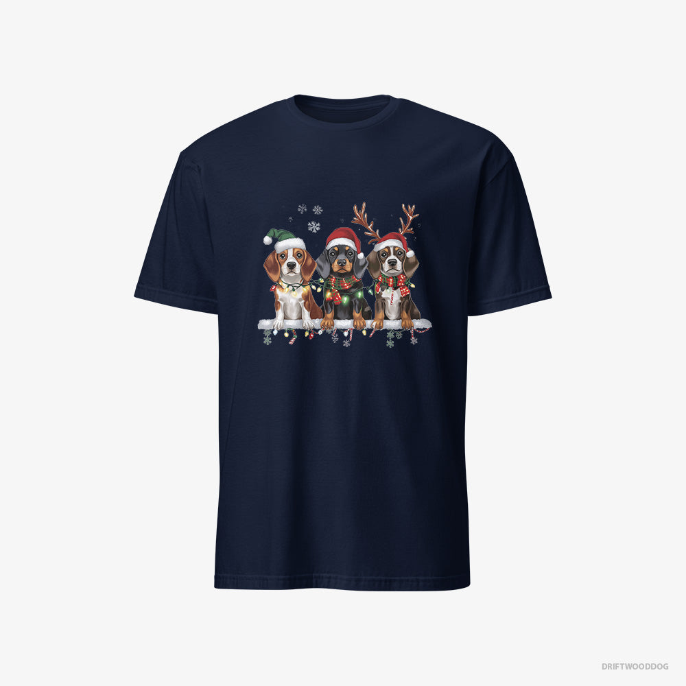 Basset Hound T-Shirt – Men Navy T-Shirt Classic – Puppies in a Cozy Christmas Setting (on White Background)