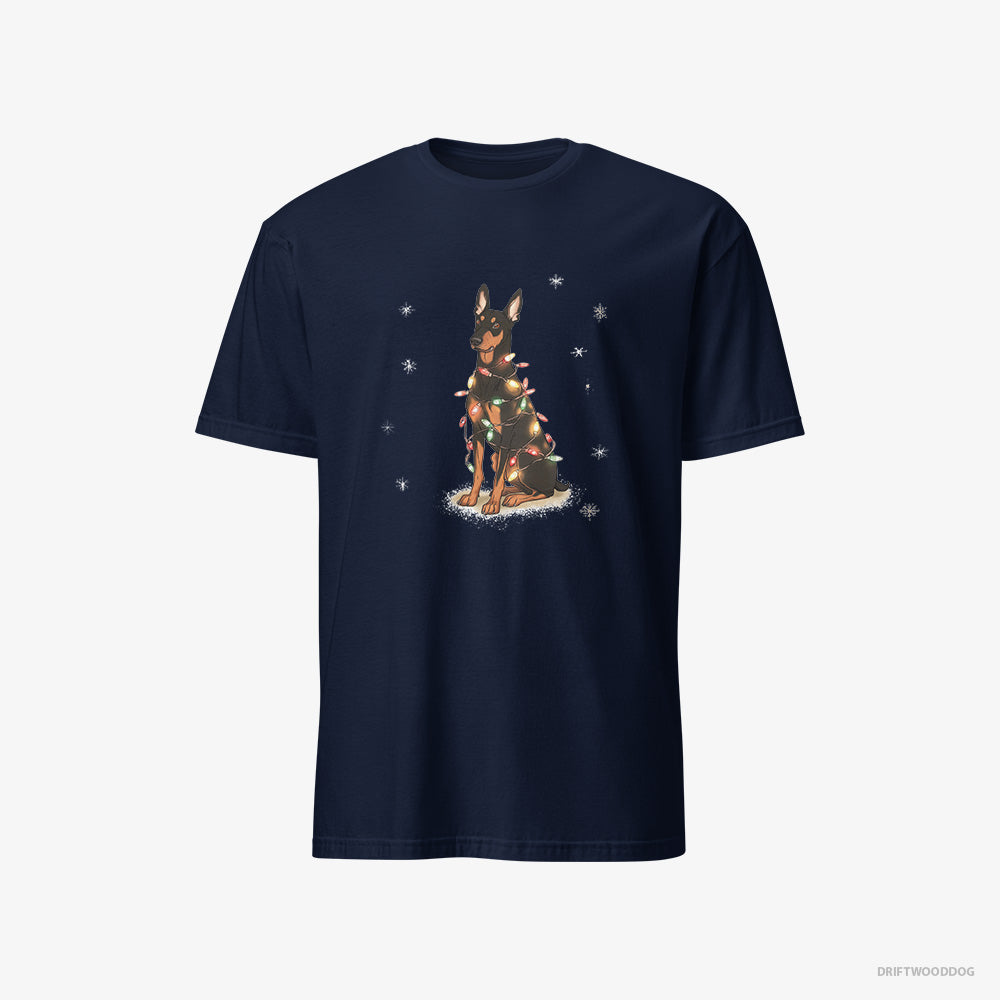 Dobermann T-Shirt – Men Navy T-Shirt Classic – Wrapped Up in Christmas Garland (on White Background)