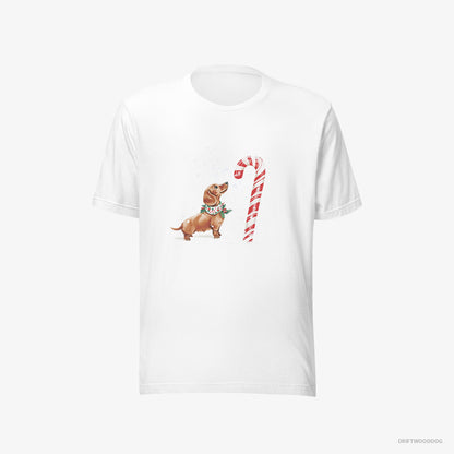 Dachshund T-Shirt – Men White T-Shirt Eco-Friendly – by a Giant Christmas Lollipop (on White Background)