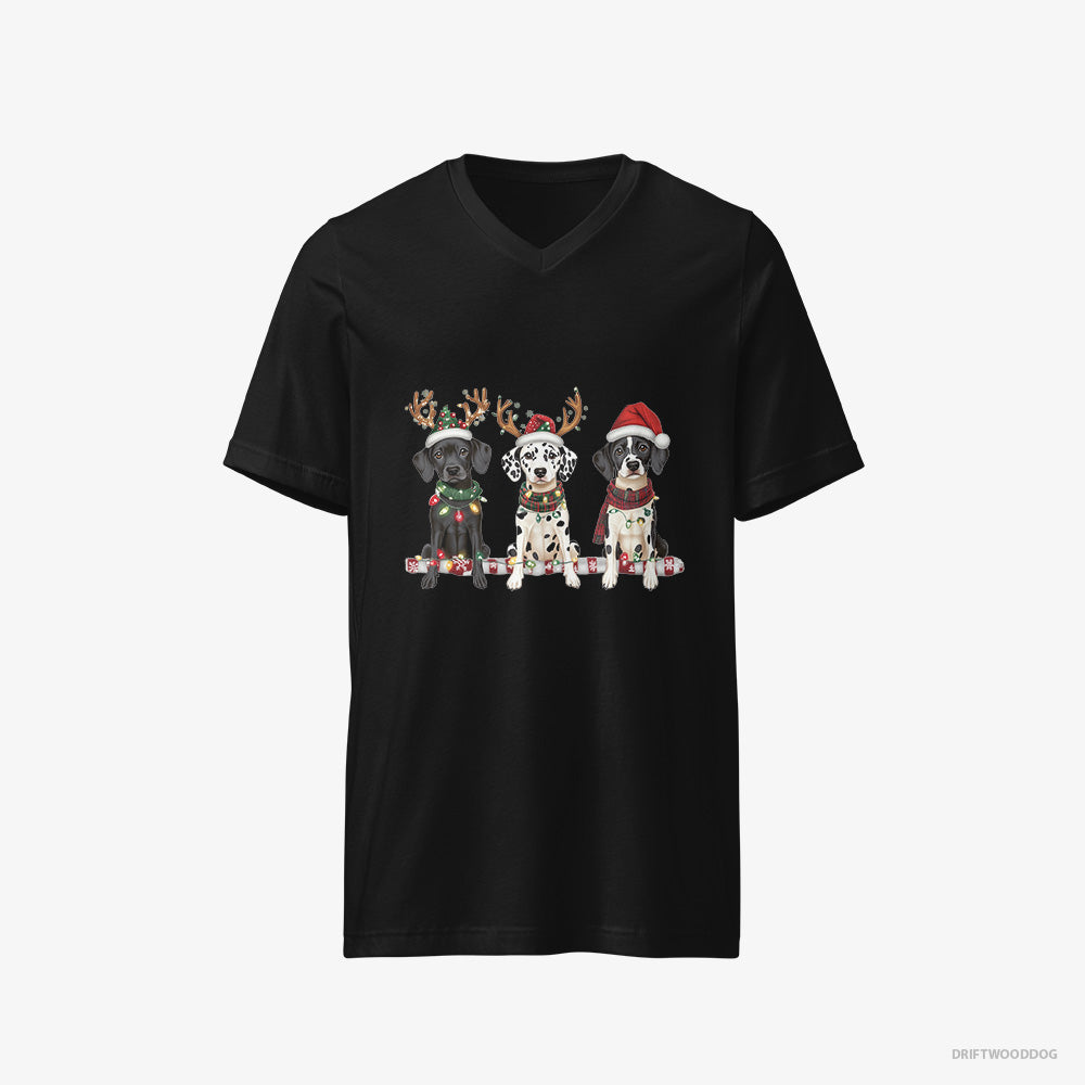 Dalmatian T-Shirt – Men Black T-Shirt V-Neck – Puppies in a Warm Christmas Atmosphere (on White Background)