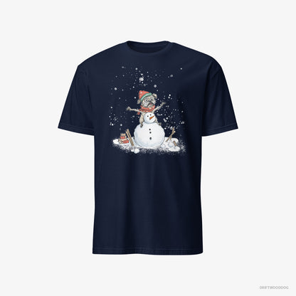 Yorkshire Terrier T-Shirt – Men Navy T-Shirt Classic – Building a Snowman (on White Background)