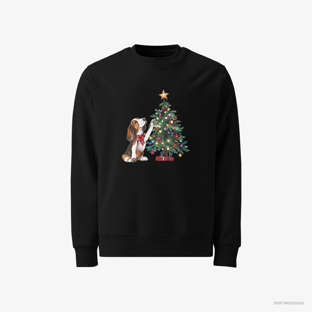 Basset Hound Sweatshirt – Men Black Sweatshirt Classic – Decorating the Christmas Tree (on White Background)