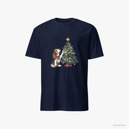 Basset Hound T-Shirt – Men Navy T-Shirt Classic – Decorating the Christmas Tree (on White Background)