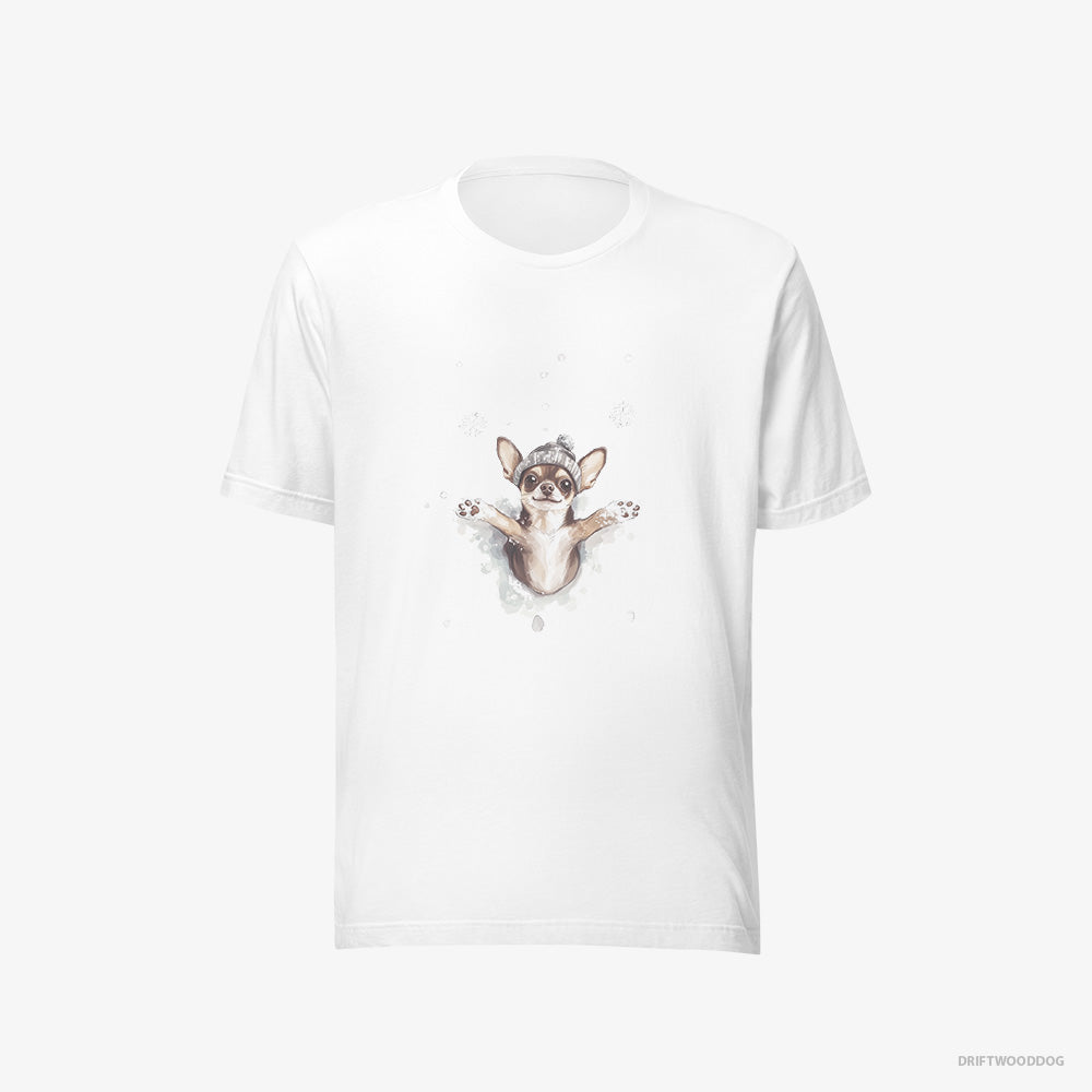 Chihuahua T-Shirt – Men White T-Shirt Eco-Friendly – Having Fun in the Snow (on White Background)