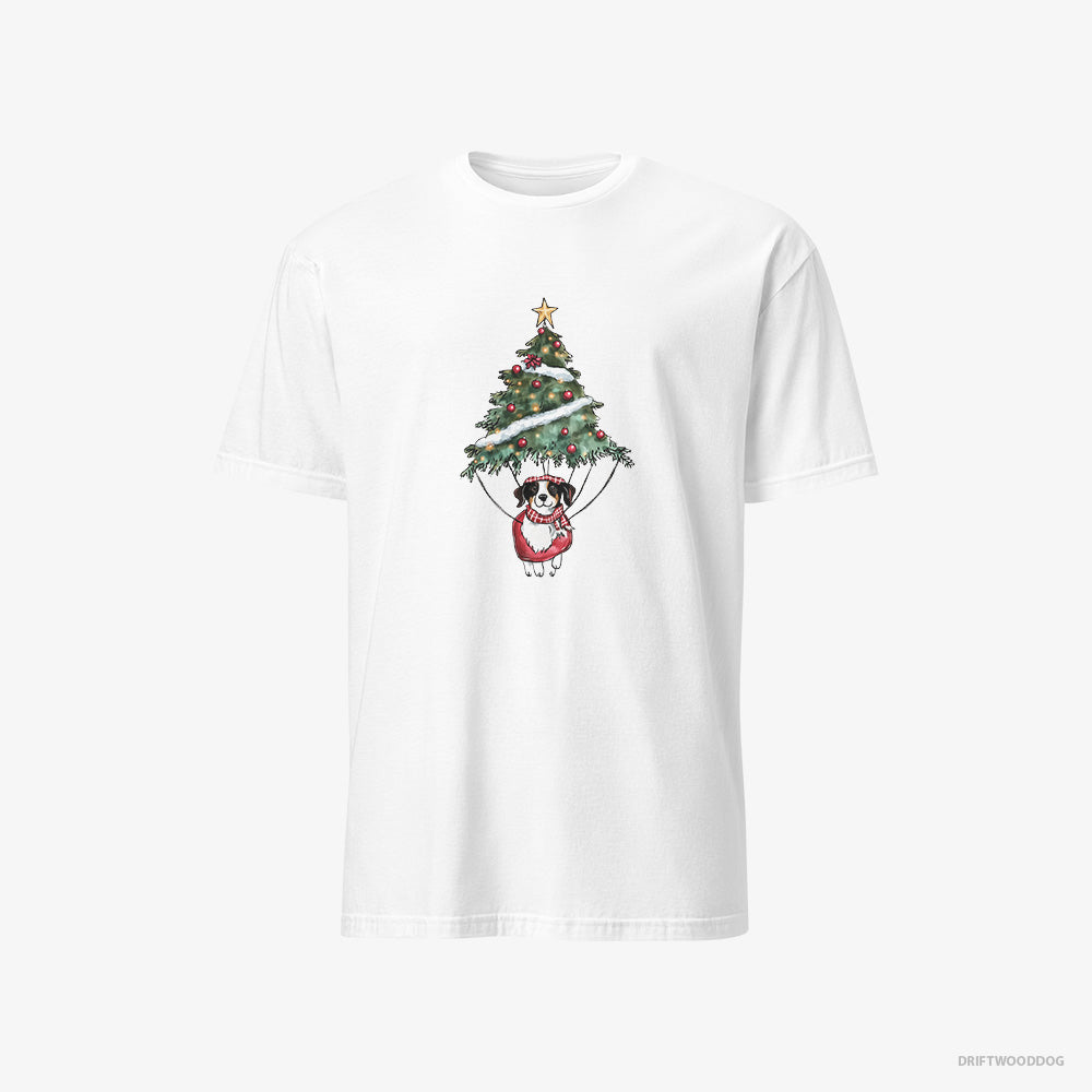 Border Collie T-Shirt – Men White T-Shirt Classic – Perched on the Christmas Tree (on White Background)