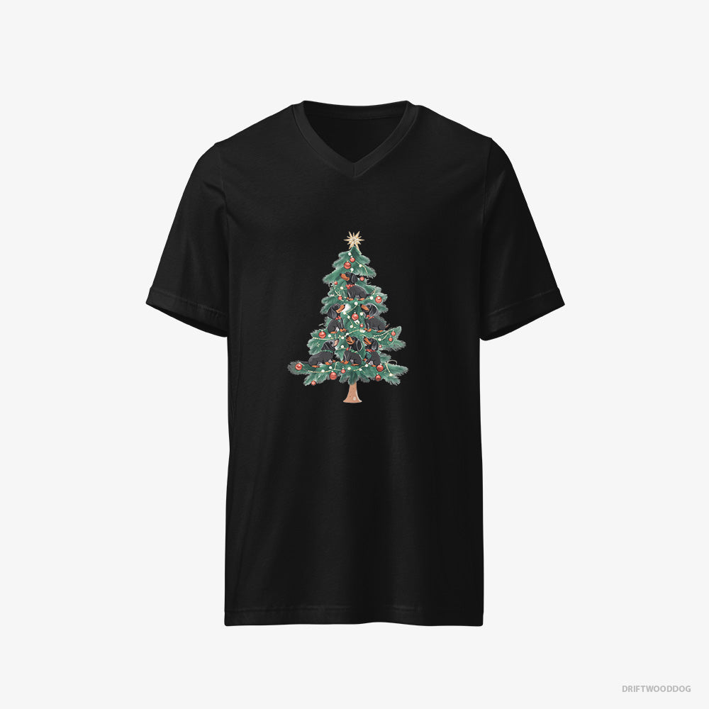 Dachshund T-Shirt – Men Black T-Shirt V-Neck – Puppies Climbing Christmas Tree (on White Background)