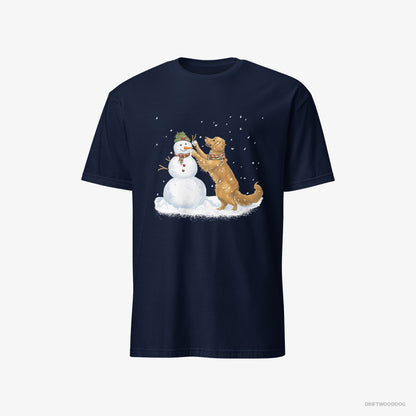 Golden Retriever T-Shirt – Men Navy T-Shirt Classic – Making a Snowman (on White Background)