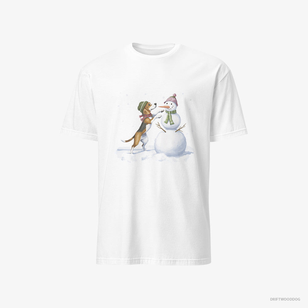 Beagle T-Shirt – Men White T-Shirt Classic – Putting Together a Snowman (on White Background)