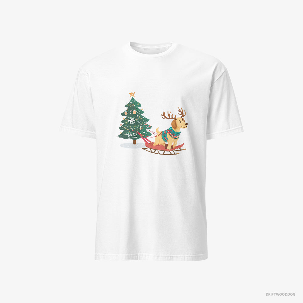 Labrador Retriever T-Shirt – Men White T-Shirt Classic – Towing a Christmas Tree on a Sled (on White Background)