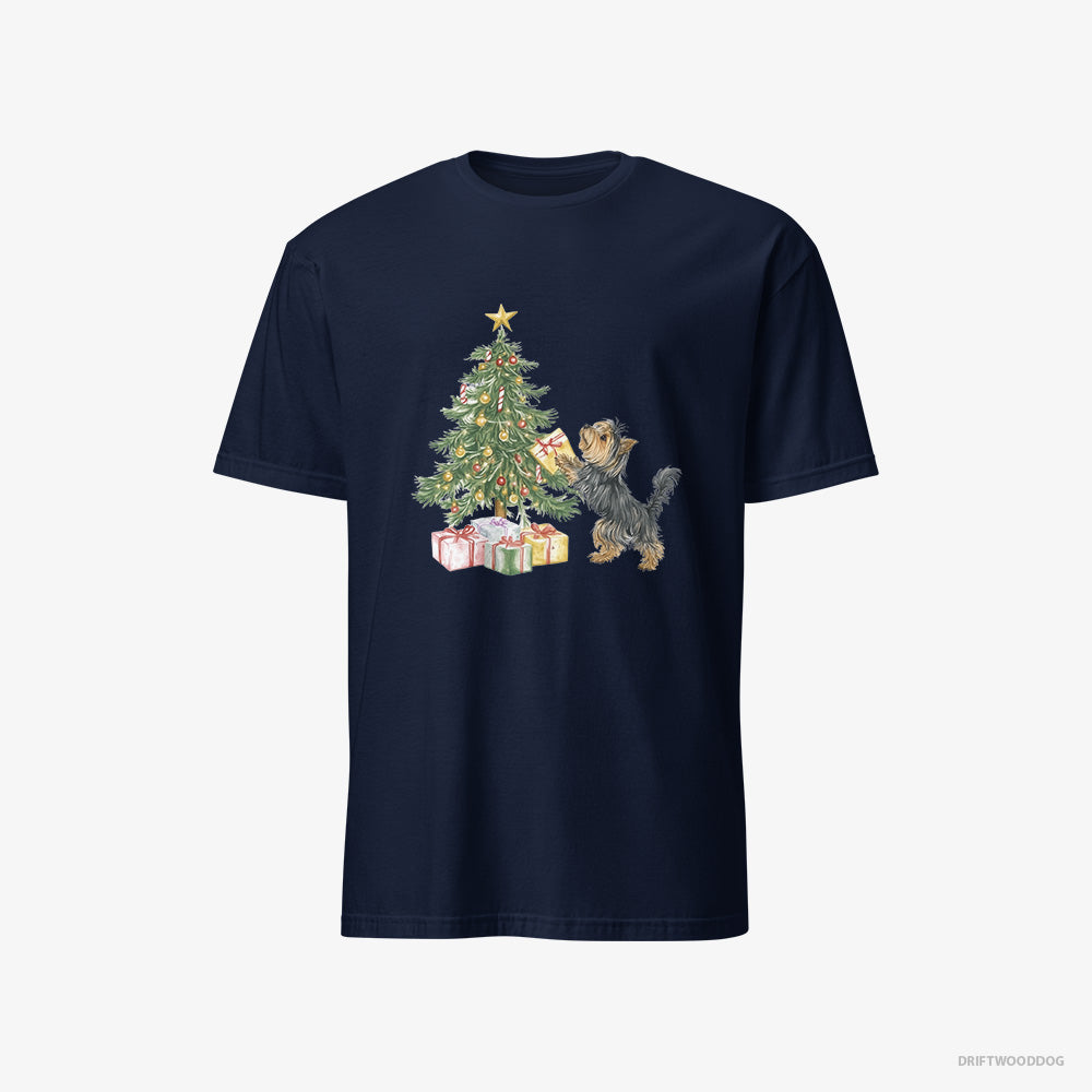 Yorkshire Terrier T-Shirt – Men Navy T-Shirt Classic – Placing Christmas Presents Under the Tree (on White Background)