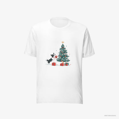 Border Collie T-Shirt – Men White T-Shirt Eco-Friendly – Preparing Presents for the Christmas (on White Background)