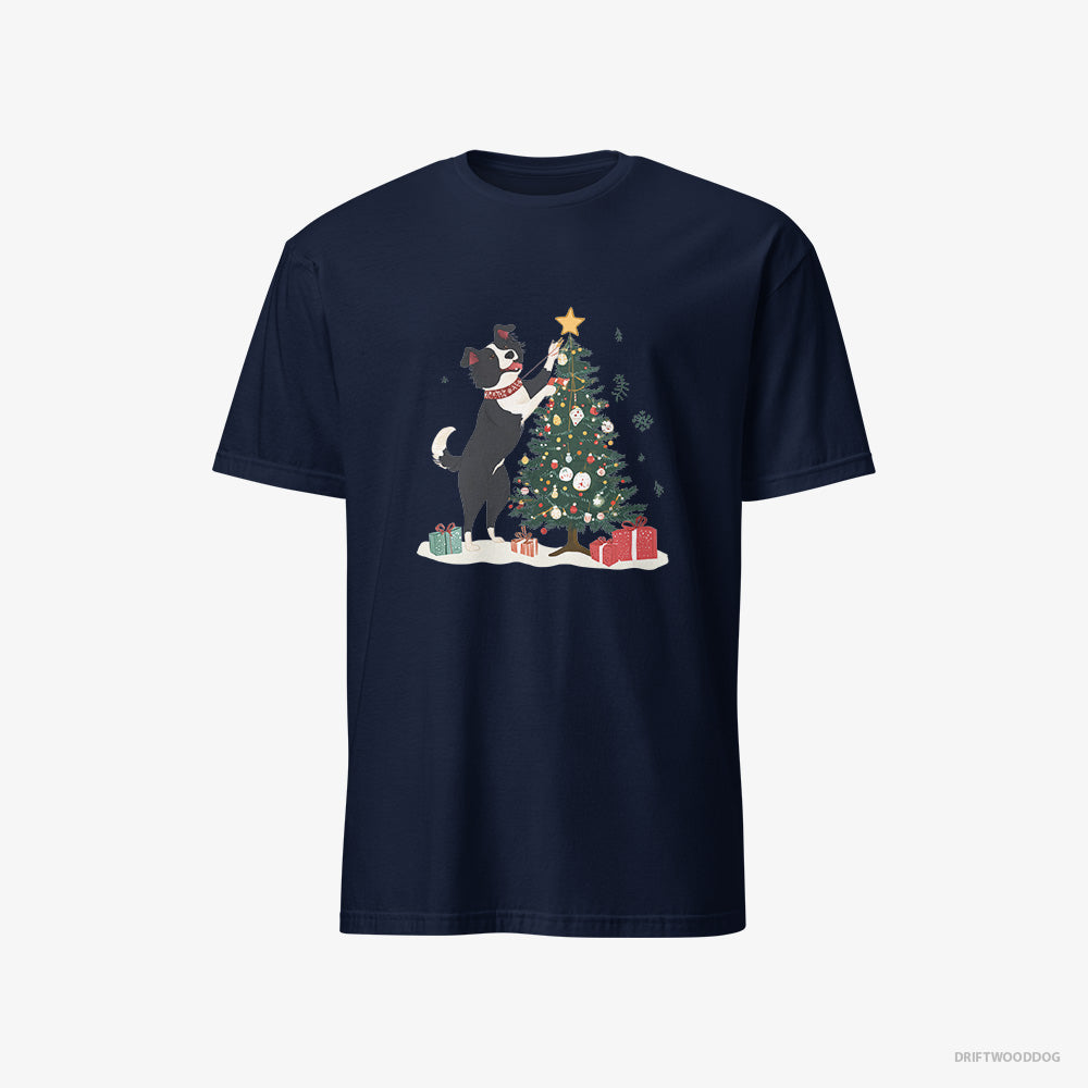 Border Collie T-Shirt – Men Navy T-Shirt Classic – Putting the Star on Top of the Christmas Tree (on White Background)